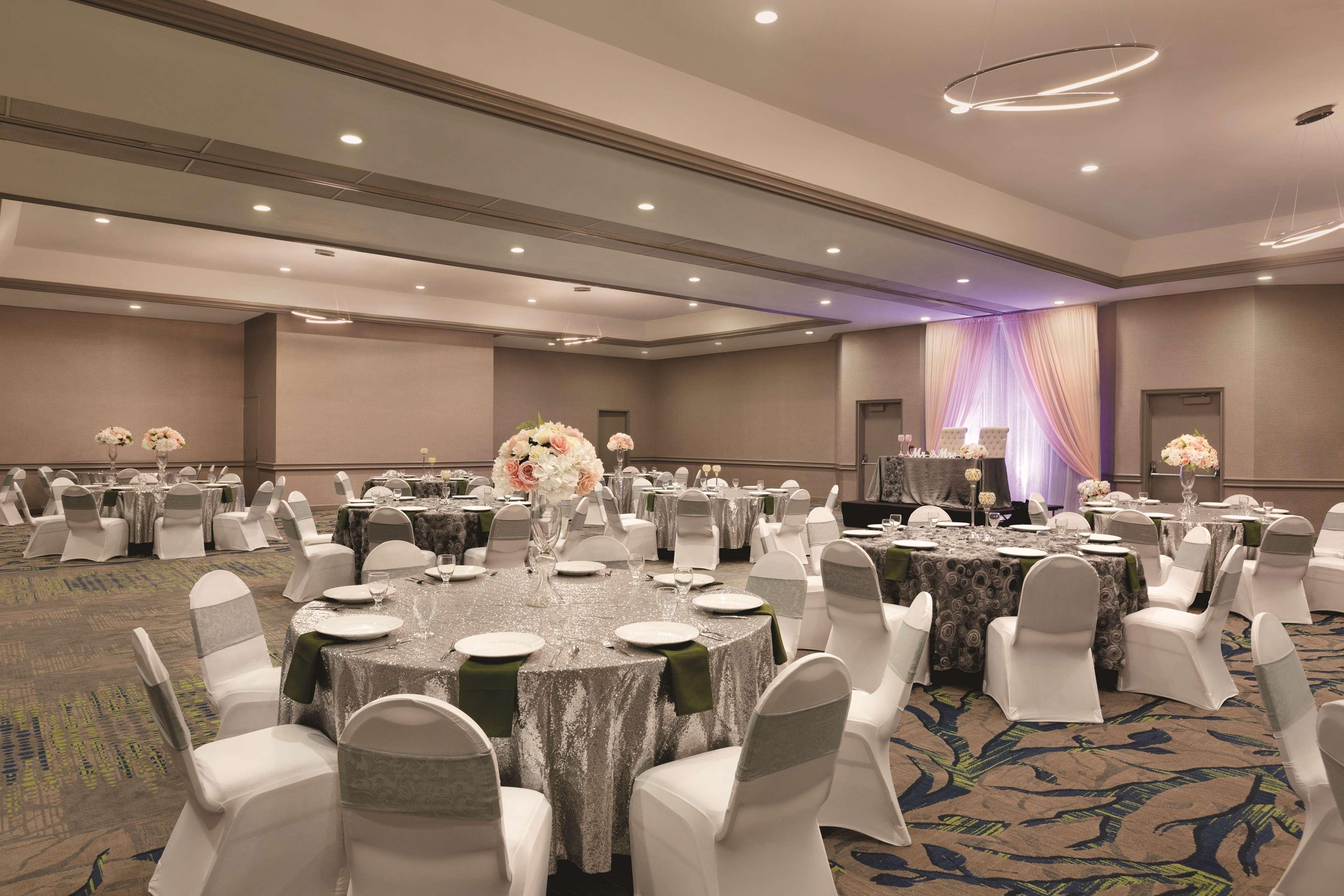 Radisson Overland Park Lenexa