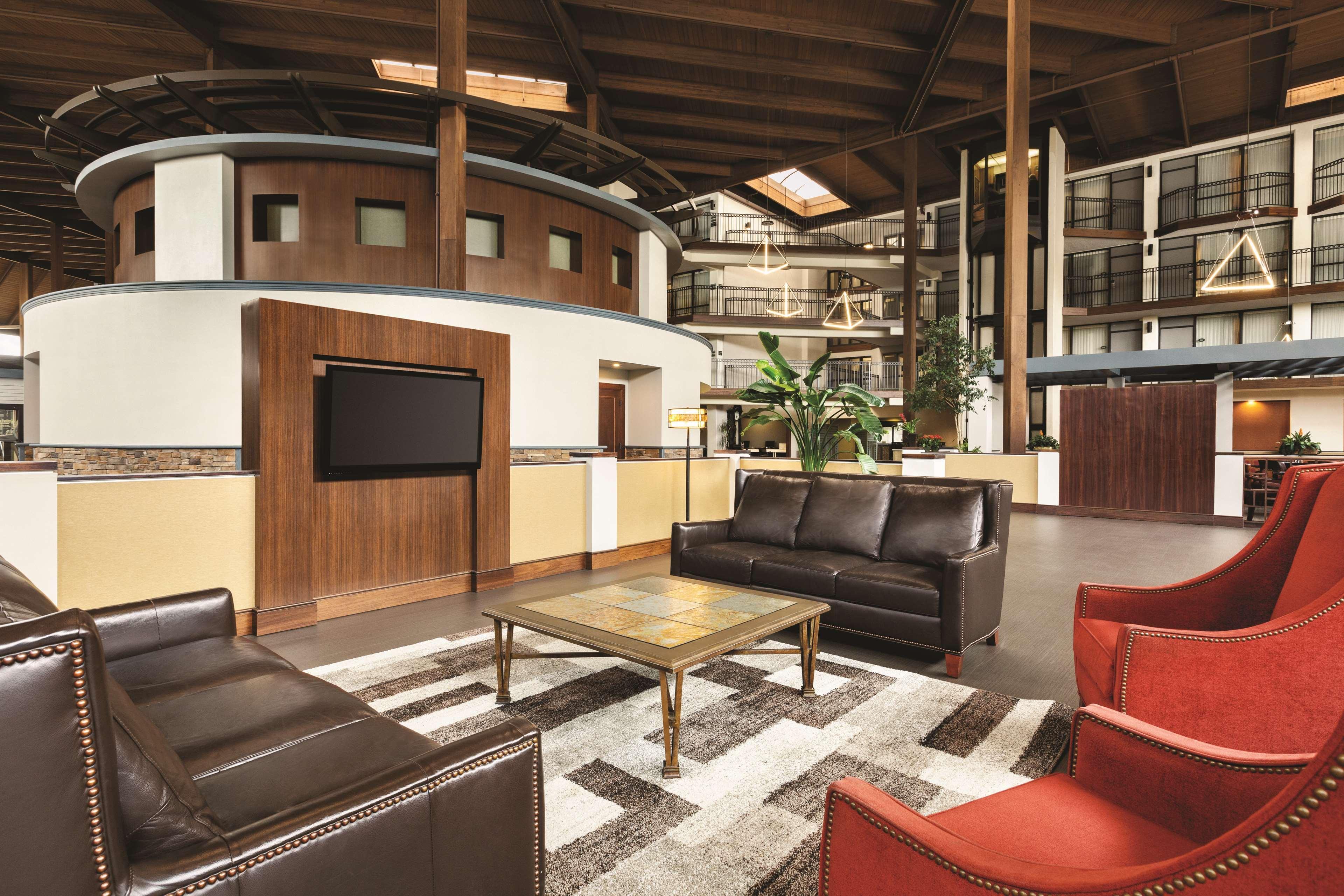 Radisson Overland Park Lenexa