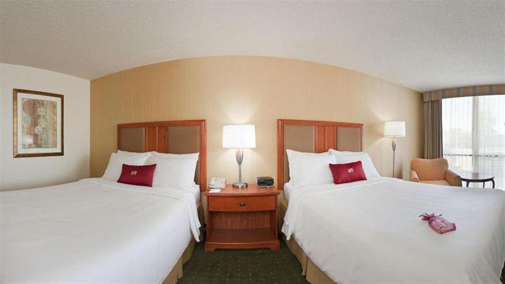 Radisson Overland Park Lenexa