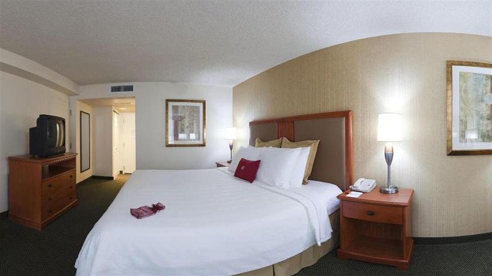 Radisson Overland Park Hotel