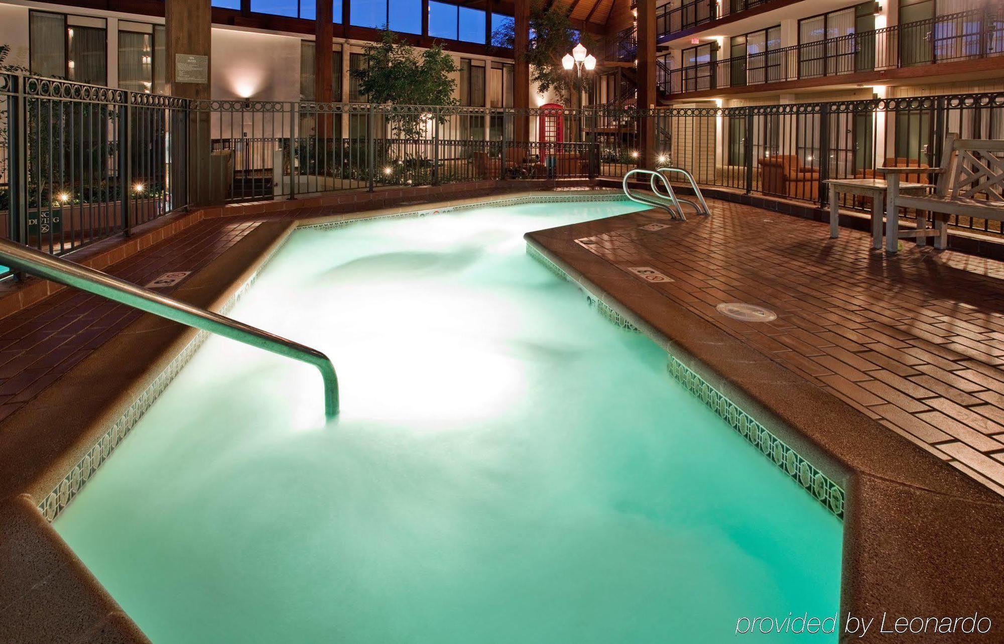 Radisson Overland Park Hotel