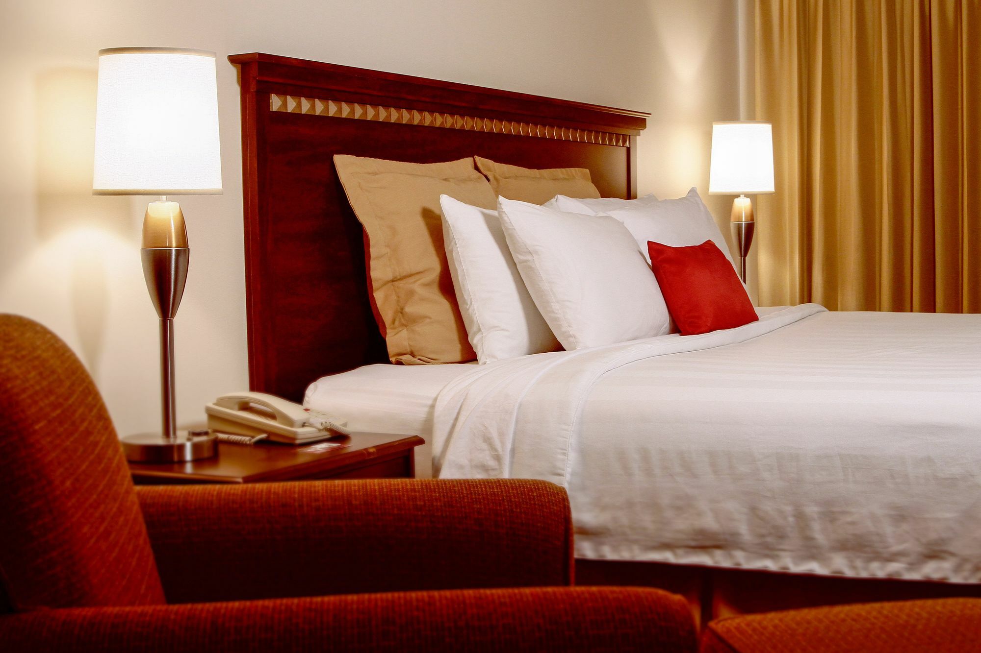 Hotel Radisson Overland Park 4*