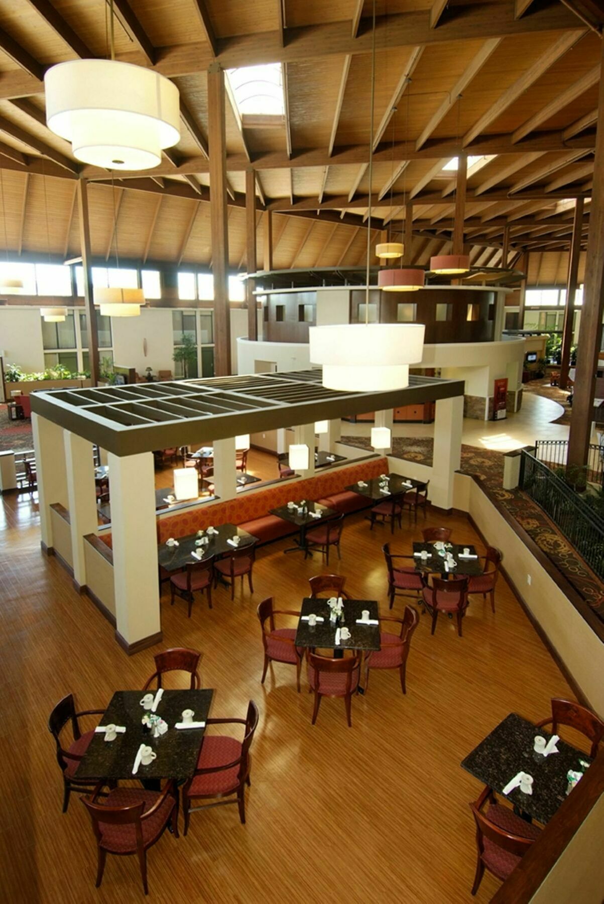 Hotel Radisson Overland Park 4*